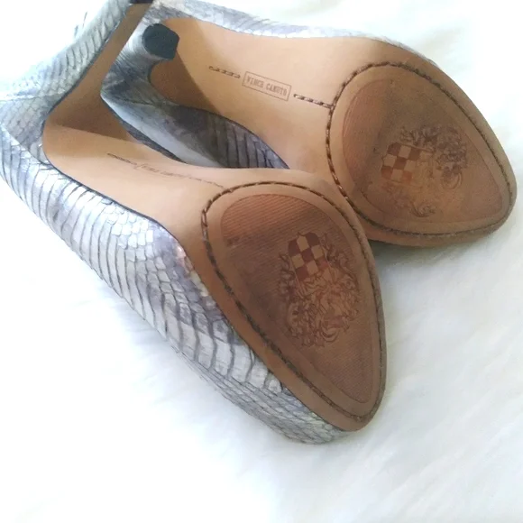 Vince Camuto  Platform Korsi Leather Snake Skin Silver Heels Size 5.5 - Picture 9 of 13